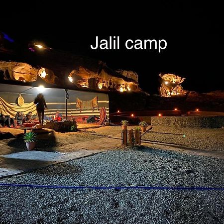 Desert Island Camp Wadi Rum Exteriör bild